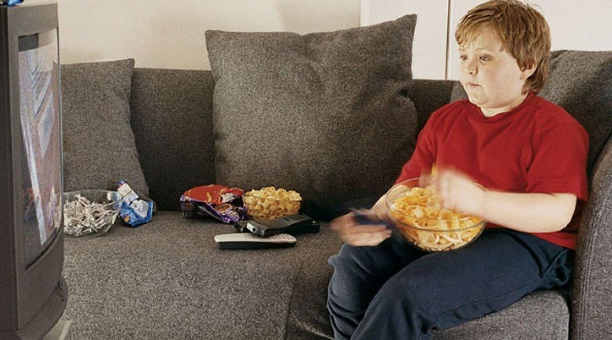 Karaciğer yağlanması görülme yaşı düştü