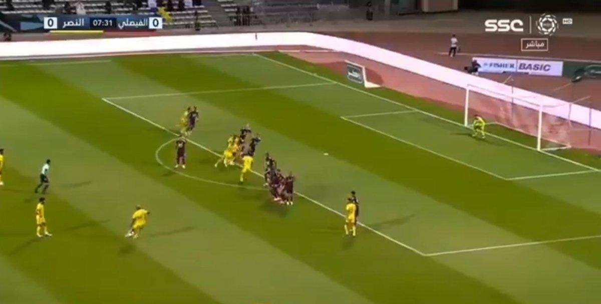 Anderson Talisca'dan enfes frikik golü