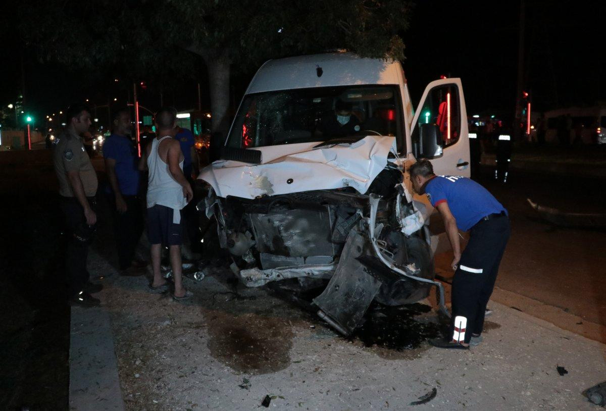 Adana'da feci kaza: 1 ölü 3 yaralı