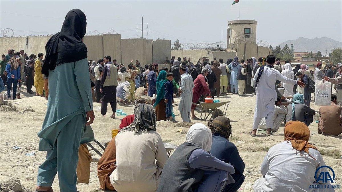 Kabil Havalimanı'nda kaos devam ediyor