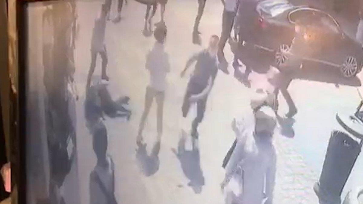 İyi Partili Buğra Kavuncu’ya yumruklu saldırı