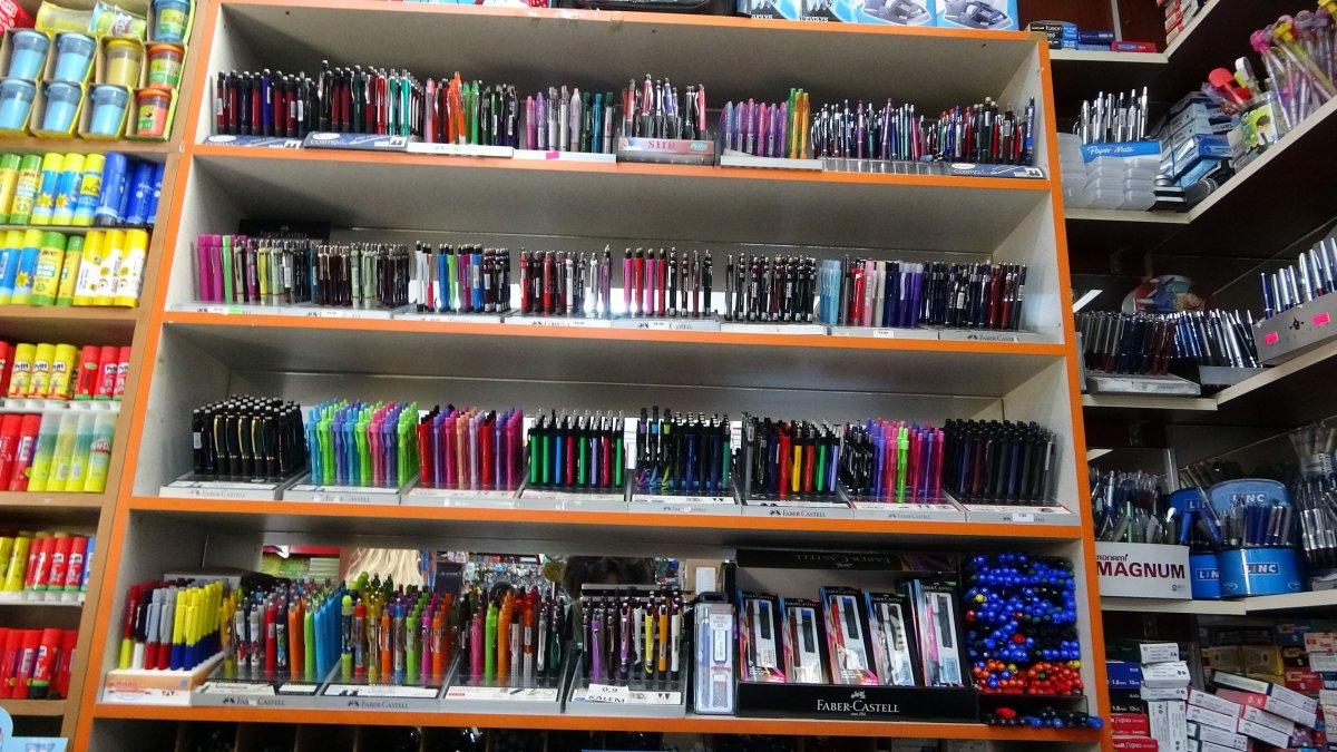 Yüz yüze eğitim öncesi kırtasiyelerde hareketlilik başladı