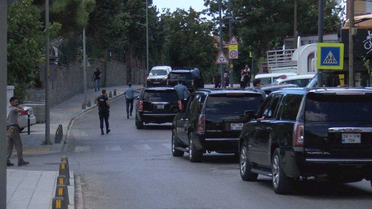 Cumhurbaşkanı Erdoğan vatandaşlarla sohbet etti, çocuklara oyuncak dağıttı