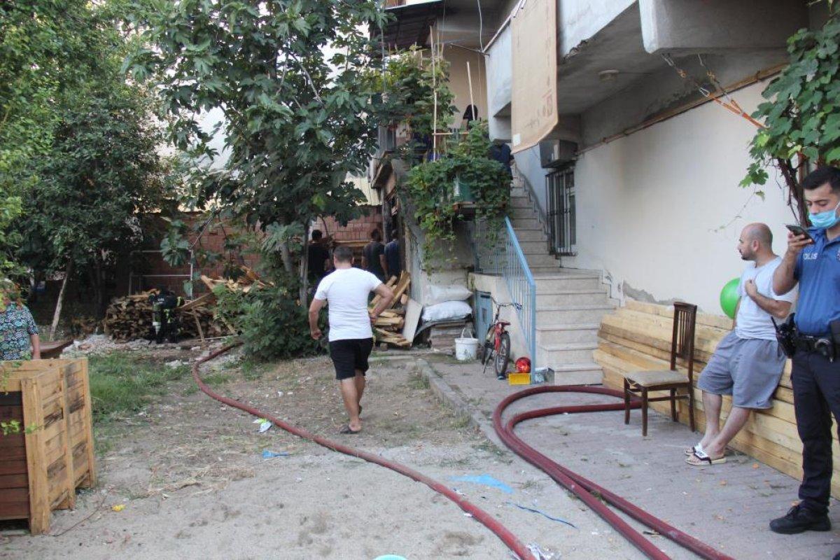 Kocaeli'de bir atölyede sebebi bilinmeyen yangın