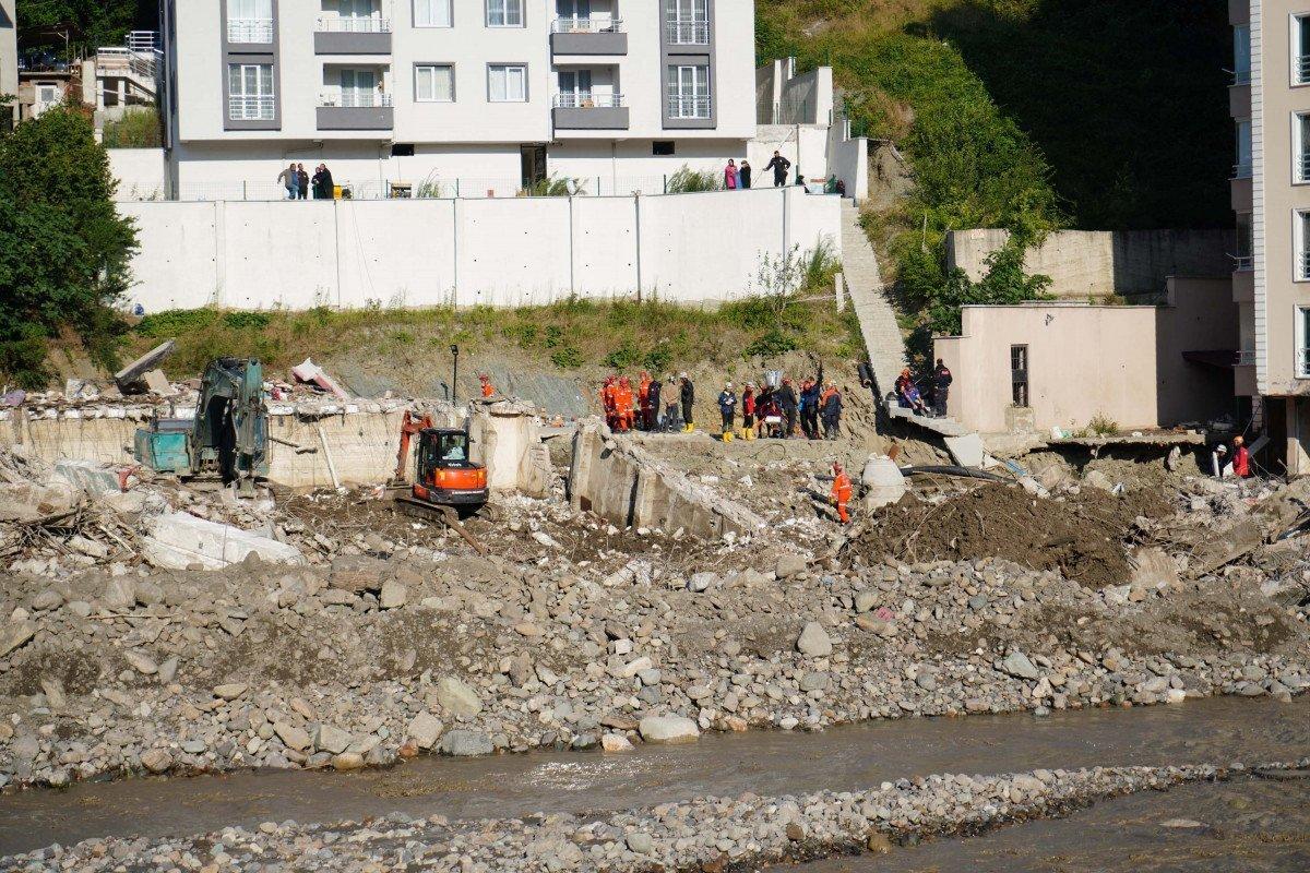 Batı Karadeniz'deki selde can kaybı 82'ye yükseldi