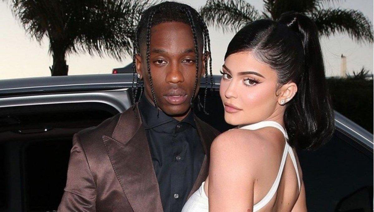 Kylie Jenner ikinci kez anne olmaya hazırlanıyor