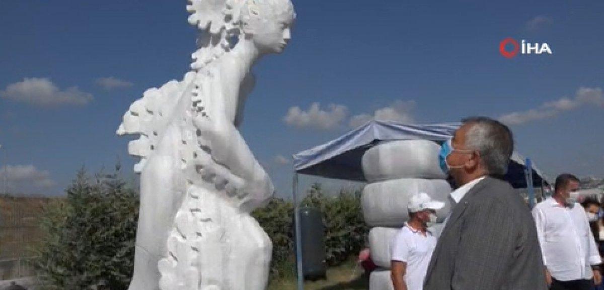 CHP'li Büyükçekmece Belediyesi'nden heykel sempozyumu