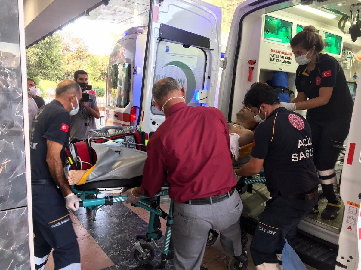 Elazığ'da silahını temizleyen doktor kazara kendini vurdu