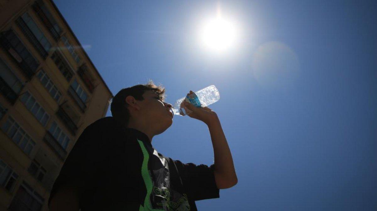 Elazığ’da sıcak havalar mevsim normallerinin üzerinde seyrediyor