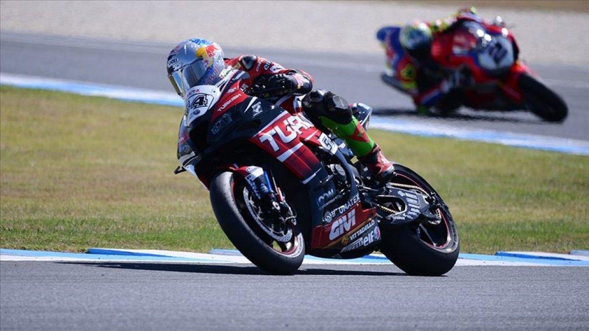 Toprak Razgatlıoğlu İspanya'da ikinci yarışı birinci bitirdi