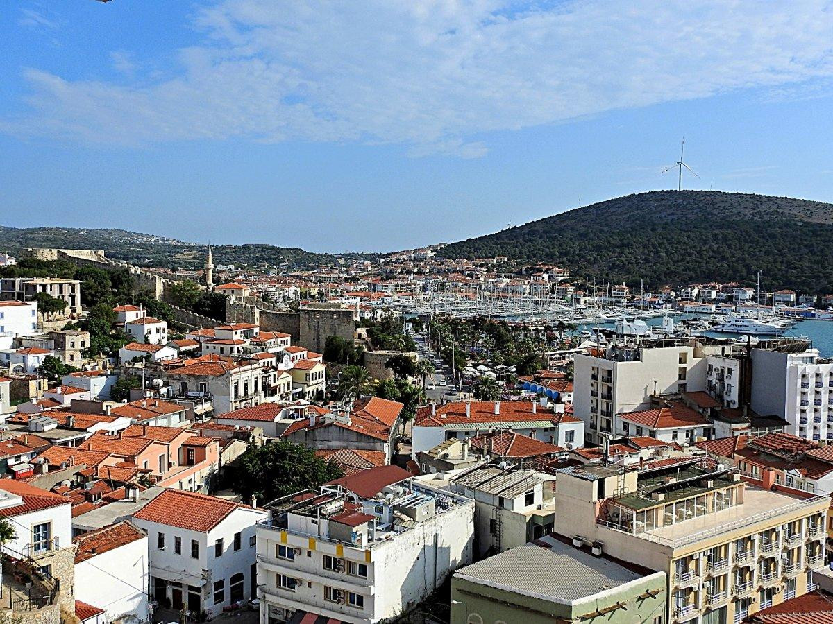 Çeşme'de turizmciler mutlu
