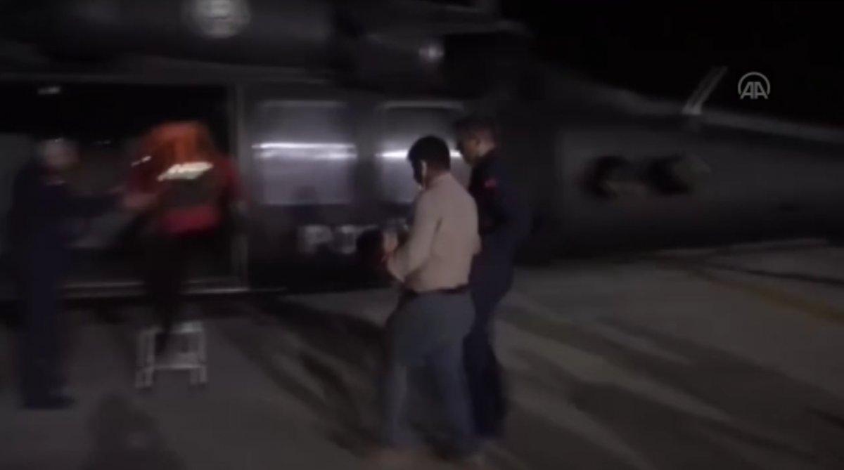 Van'da bebeğin parmağı kopunca, polis helikopteri kalktı