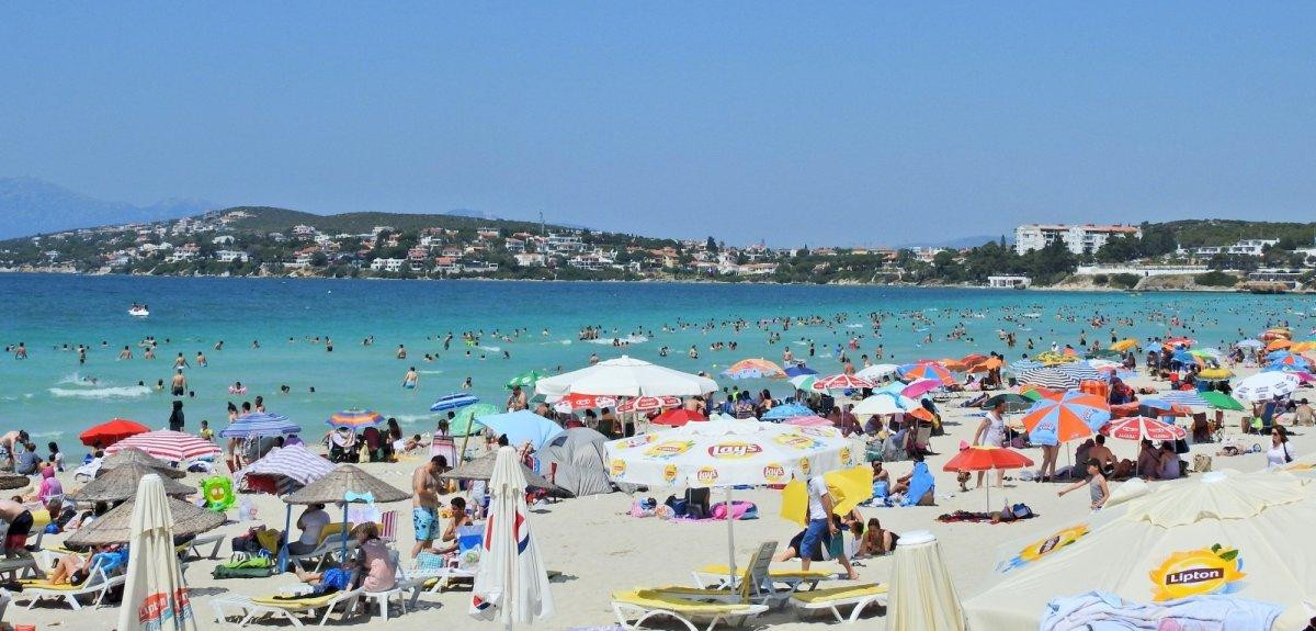 Çeşme'de turizmciler mutlu
