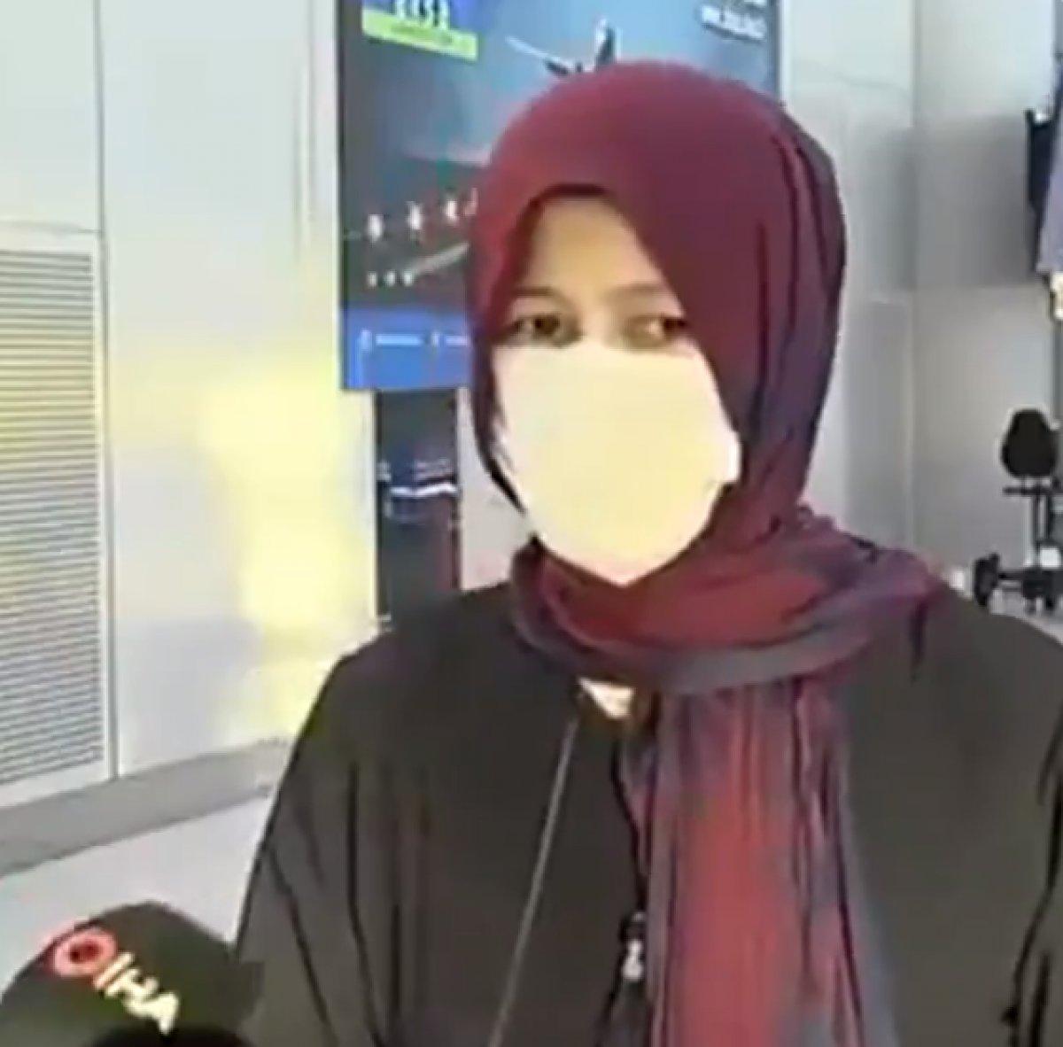 Afganistan'dan tahliye edilen kadın Taliban'ı övdü