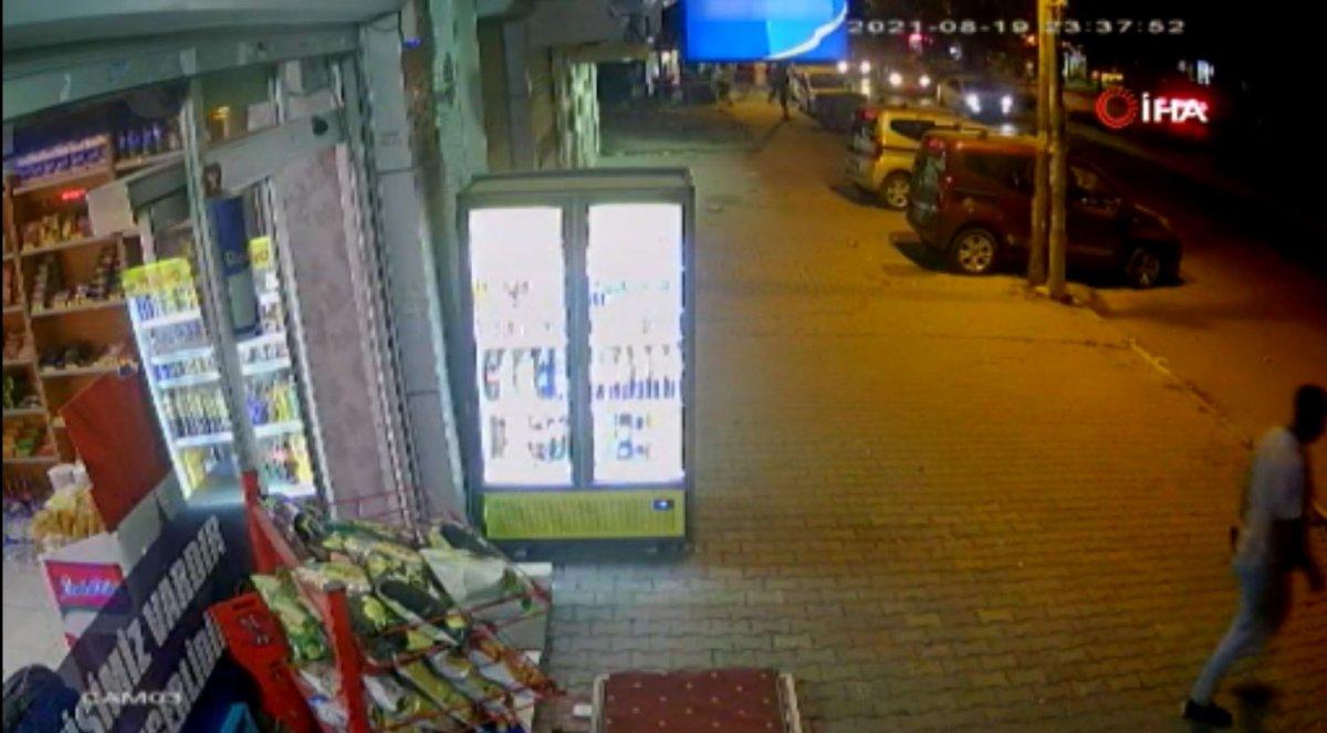 Esenyurt’ta kaza yapan sürücü uyuyakaldı