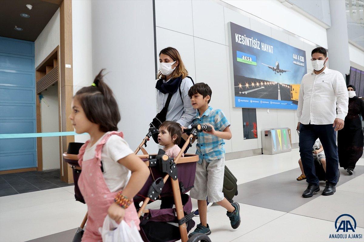 Afganistan’dan 357 kişi daha tahliye edildi