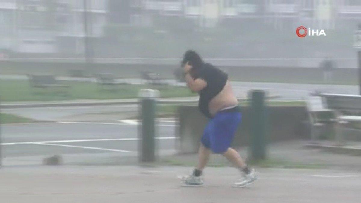 Henri Kasırgası, ABD’ye ulaştı