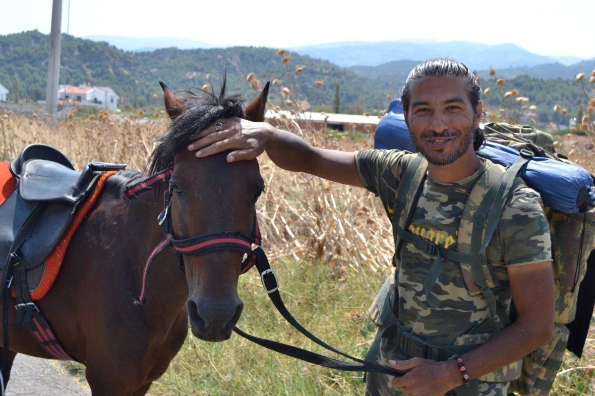 'Kaşif' adını verdiği atıyla İzmir’den Batman’a yürüyecek