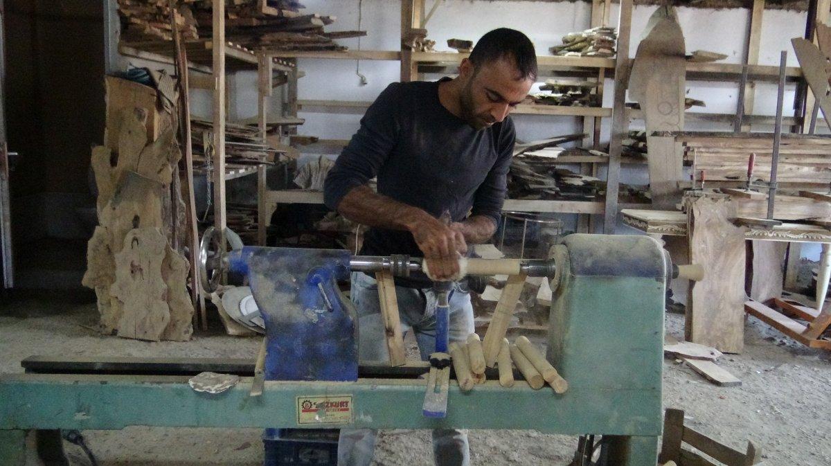 Bursa'da köpek oyuncağı üretildi