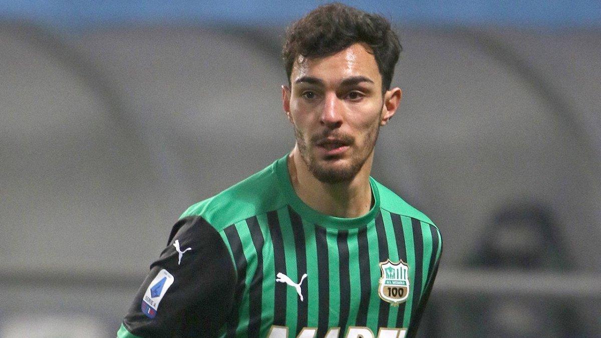 Sassuolo, Kaan Ayhan'ı satmak istemiyor
