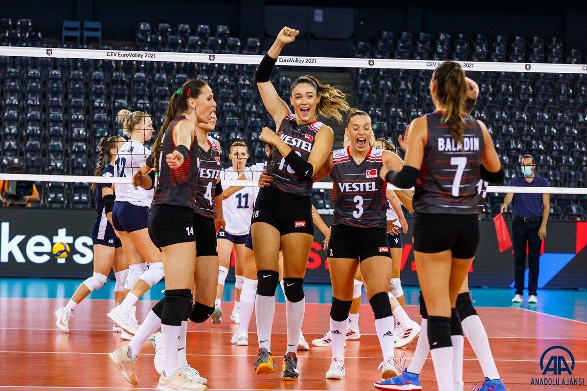 Filenin Sultanları Finlandiya'yı yenerek 4'te 4 yaptı