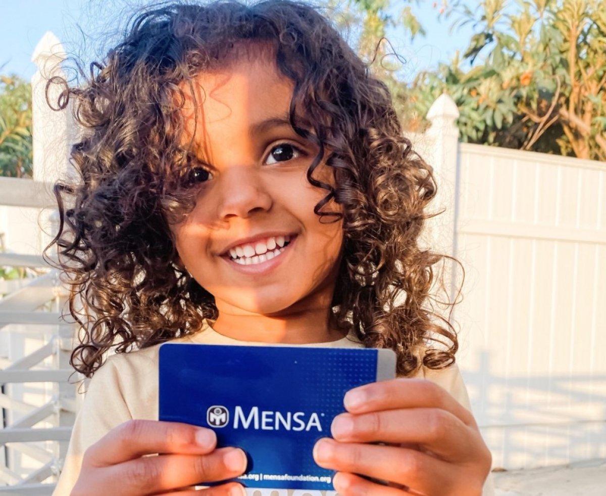 Dünyanın en küçük üstün zekalı çocuğu