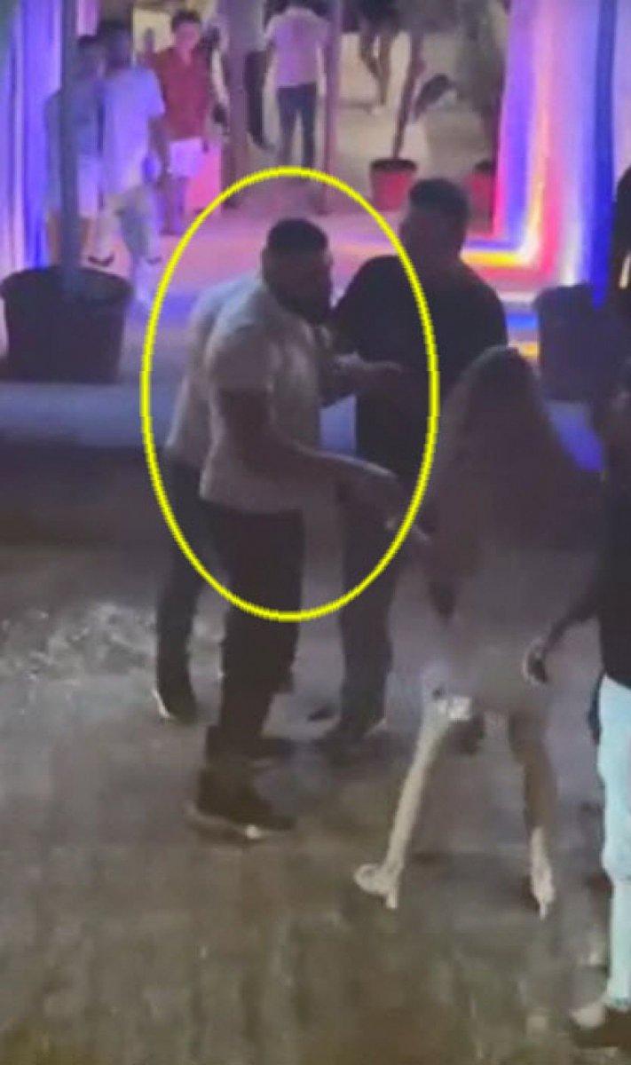 Alaçatı’da cinayet: Gözaltı sayısı 6’ya yükseldi