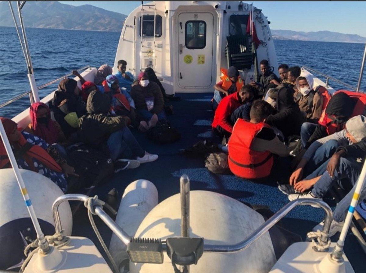 Ayvacık’ta Yunanistan'ın ölüme terk ettiği 52 kaçak göçmen kurtarıldı