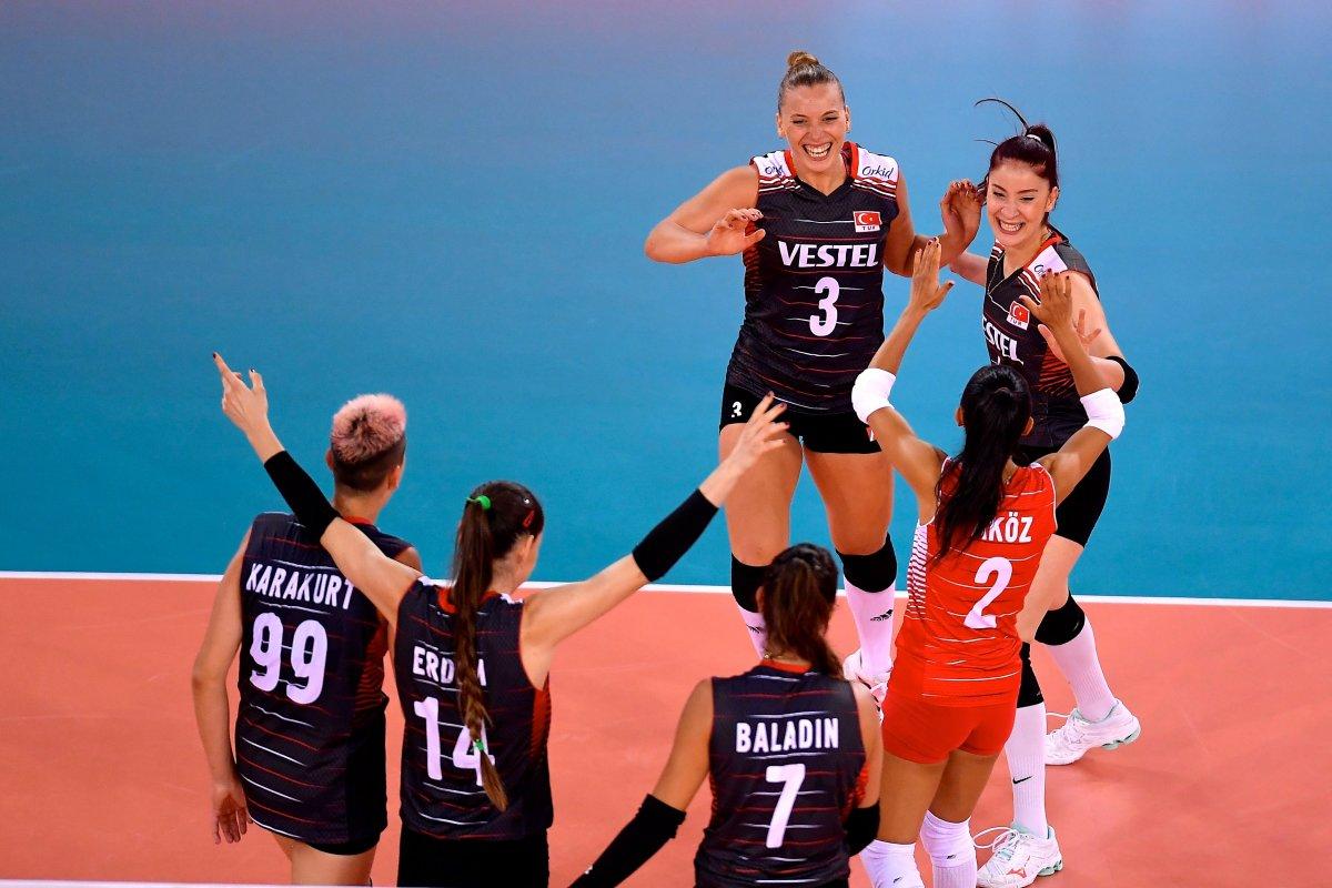 Filenin Sultanları, Hollanda'yı yenerek gruptan lider çıktı