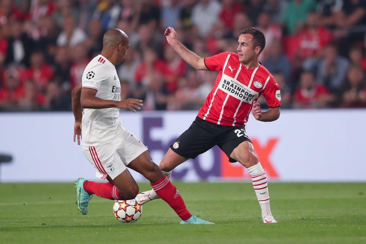 UEFA Şampiyonlar Ligi'nde 3 takım tur atladı