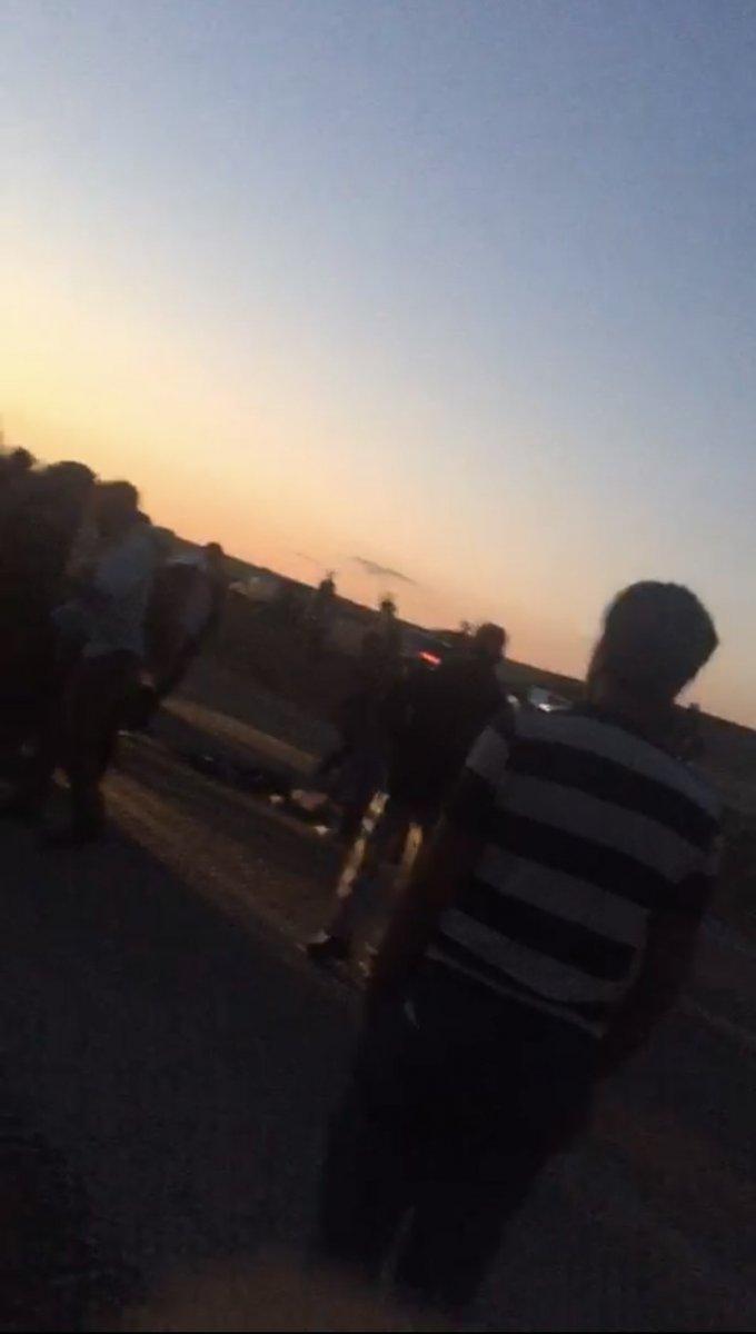 Ağrı'da otlattığı hayvanları yolun karşısına geçiren kız çocuğu, tırın altında kaldı