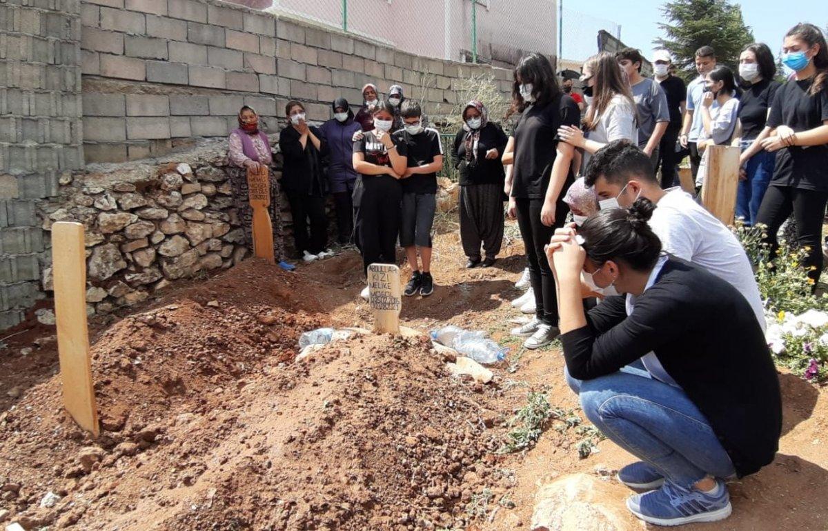 Adana'da aracı, kazada ölen 17 yaşındaki genç kızın kullandığı belirlendi