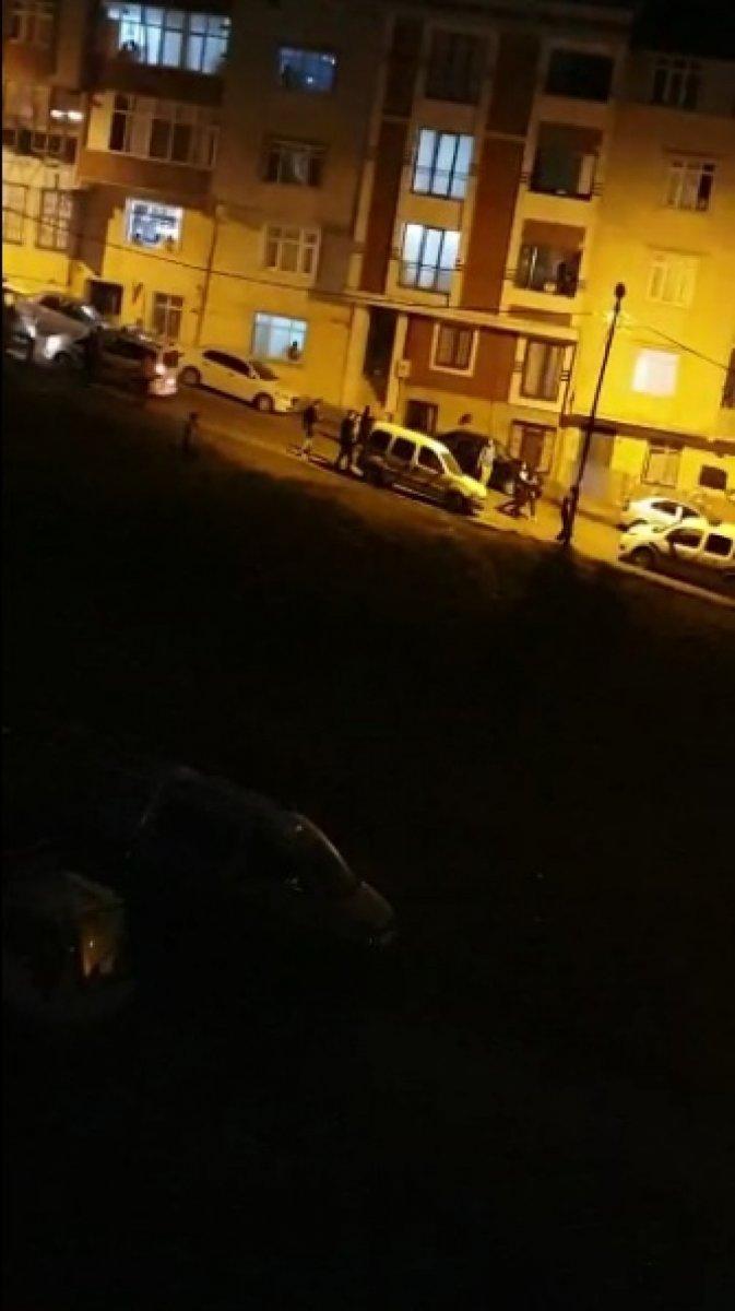 Sultangazi’de vatandaşlar, kaçak göçmenleri taşıyan sürücüyü kovaladı