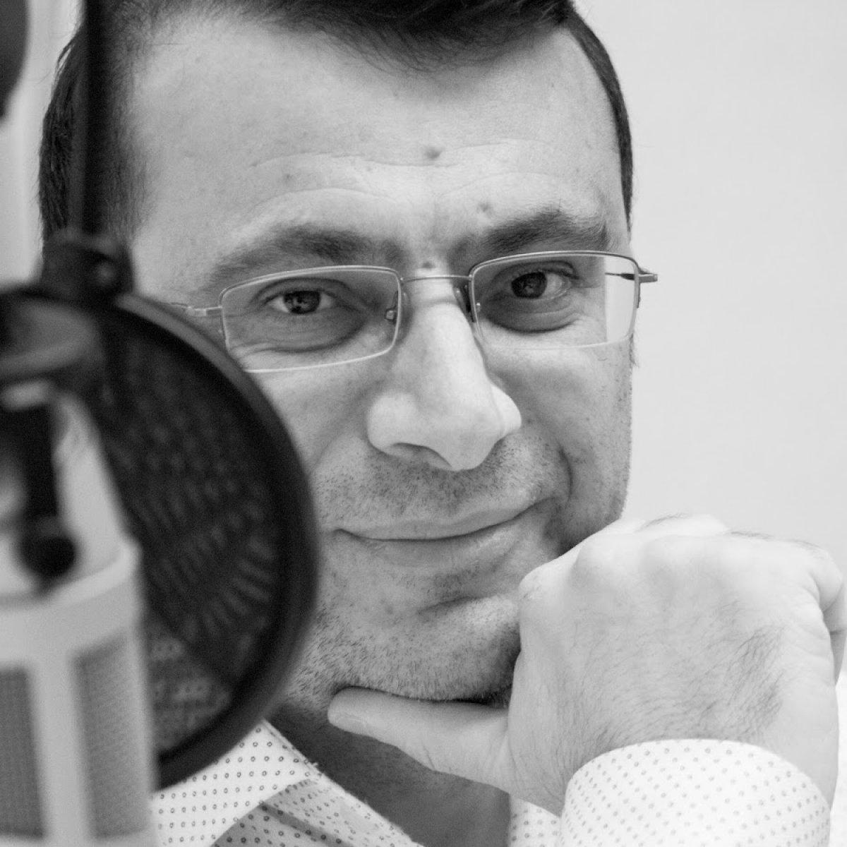 Kitap seslendirmeleri nasıl olmalı, ses sanatçısı Nisan Kumru anlattı