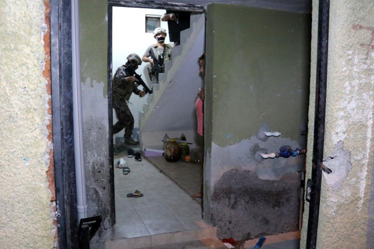 Adana'da torbacılara operasyon: 9’u yakalandı