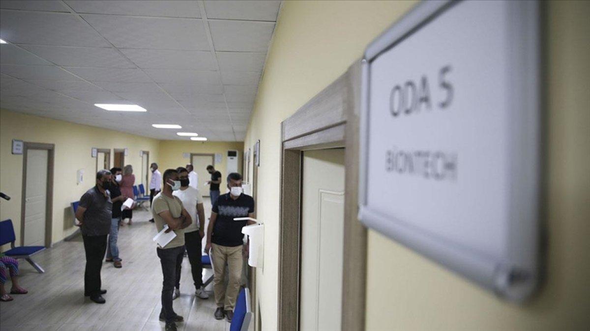 Fahrettin Koca’dan Şanlıurfa’ya aşı uyarısı