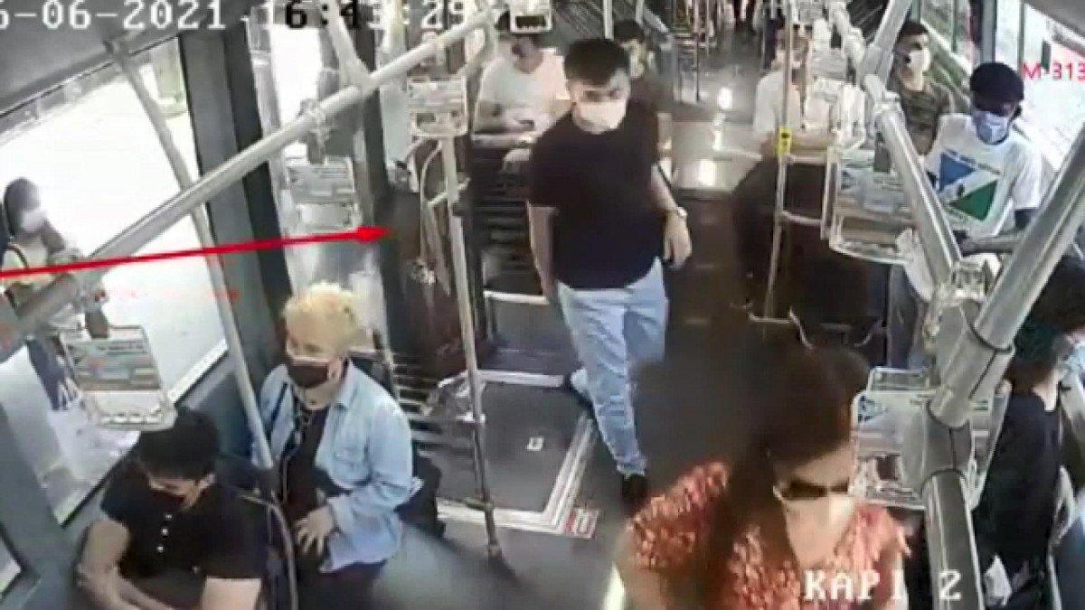 İstanbul'da metrobüste yankesicilik yapan kadınlar