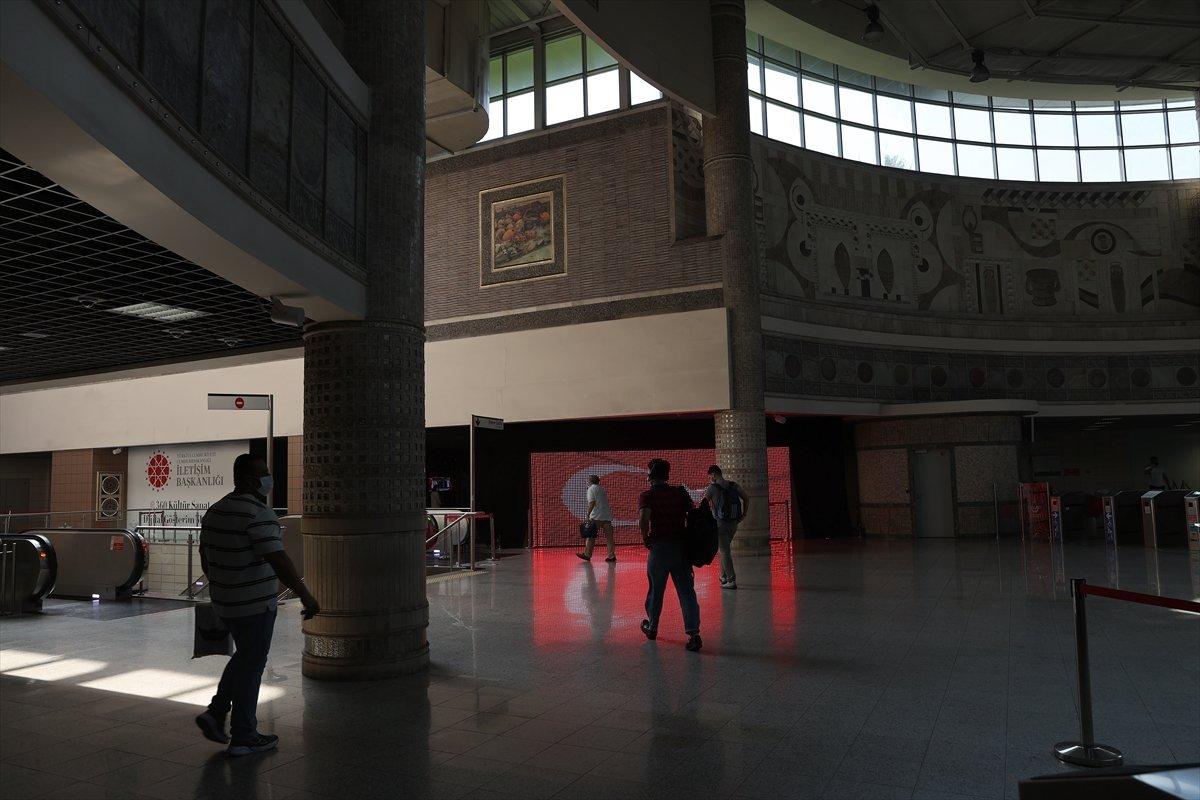 İstanbul'da 30 Ağustos Zafer Bayramı'na özel dijital gösterim