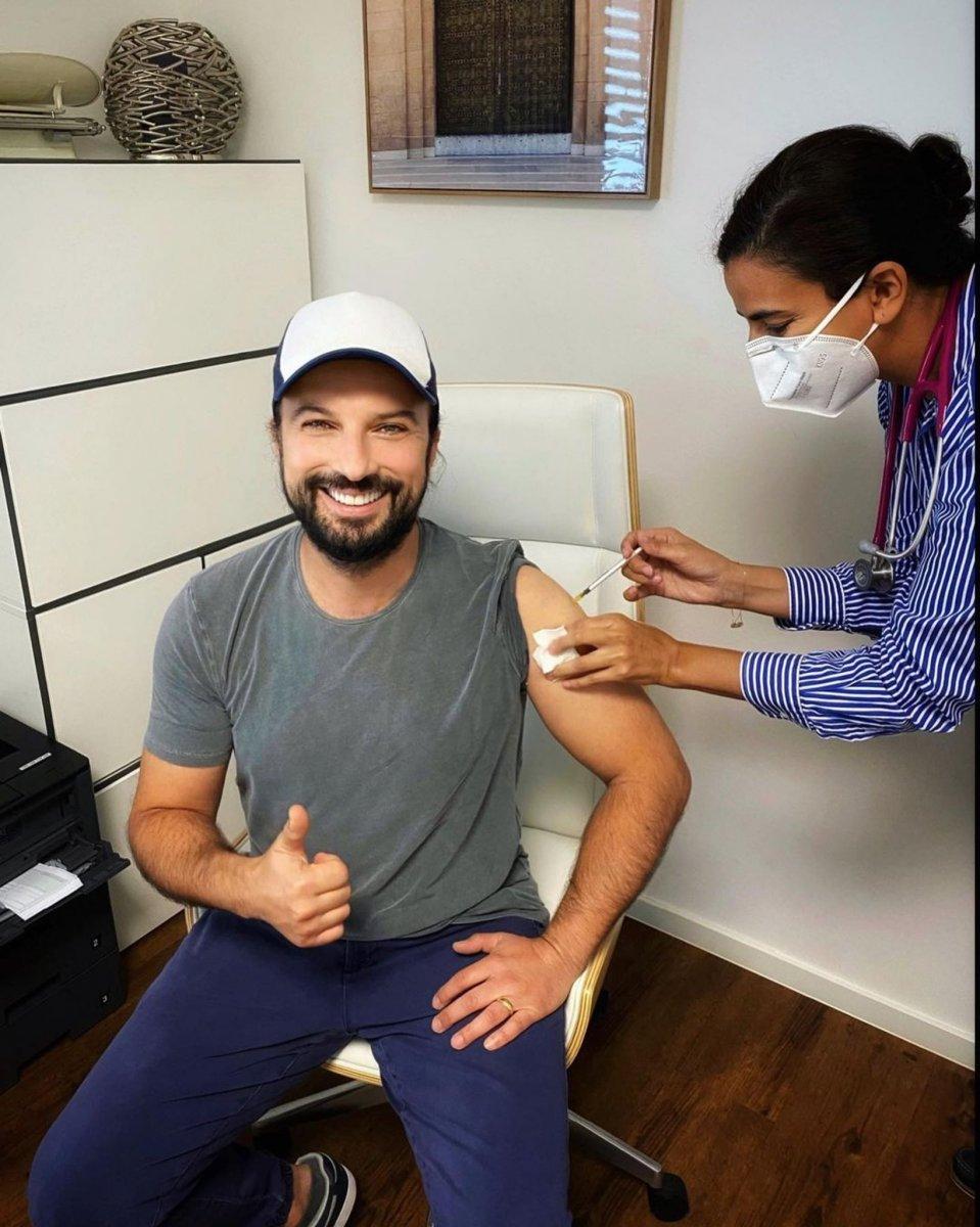 Tarkan, koronavirüs aşısı yaptırdı