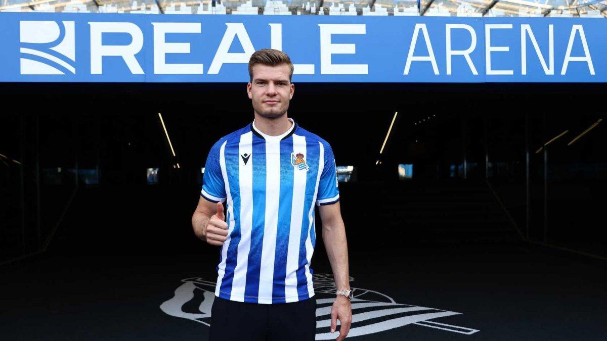Alexander Sörloth: Sociedad'a transferimi bekliyordum