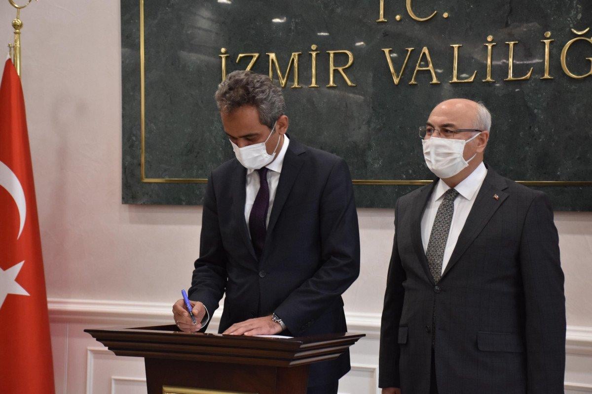 Mahmut Özer: Yüz yüze eğitimi başlatmak için yoğun bir çaba içindeyiz