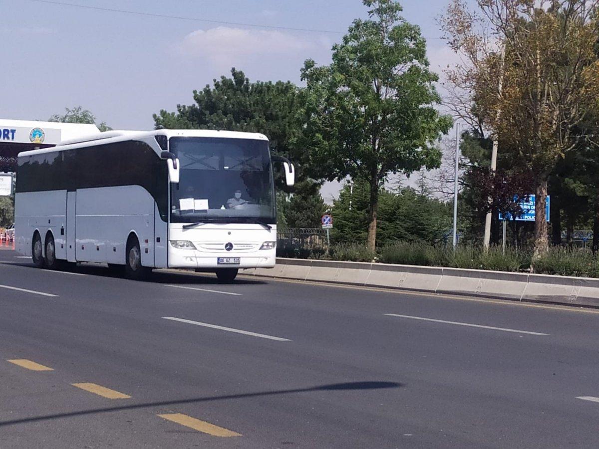 Afganistan'daki Türk askerlerini taşıyan uçak, Esenboğa Havalimanı'na indi