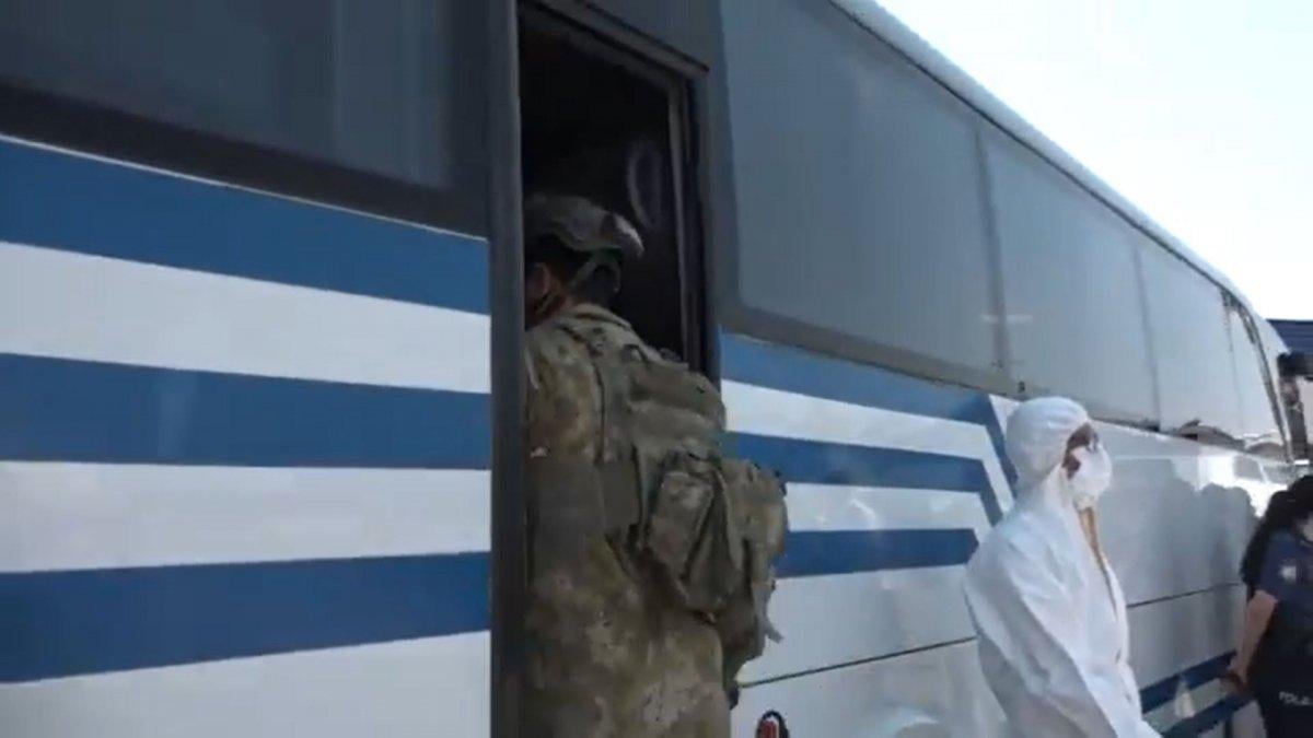 Afganistan'daki Türk askerlerini taşıyan uçak, Esenboğa Havalimanı'na indi