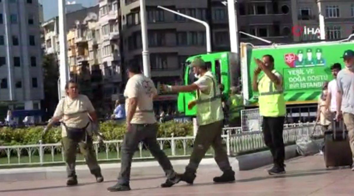 Taksim'de İBB çalışanlarının kavgası