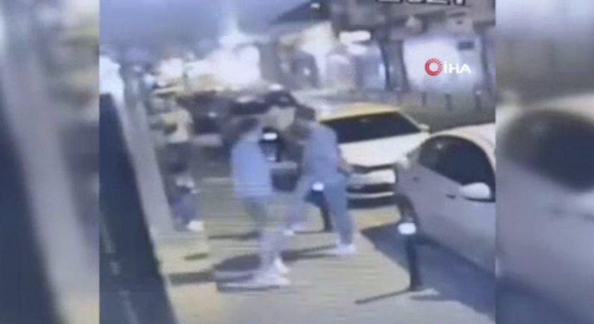 Karaköy'de yan bakma kavgası cinayetle bitti