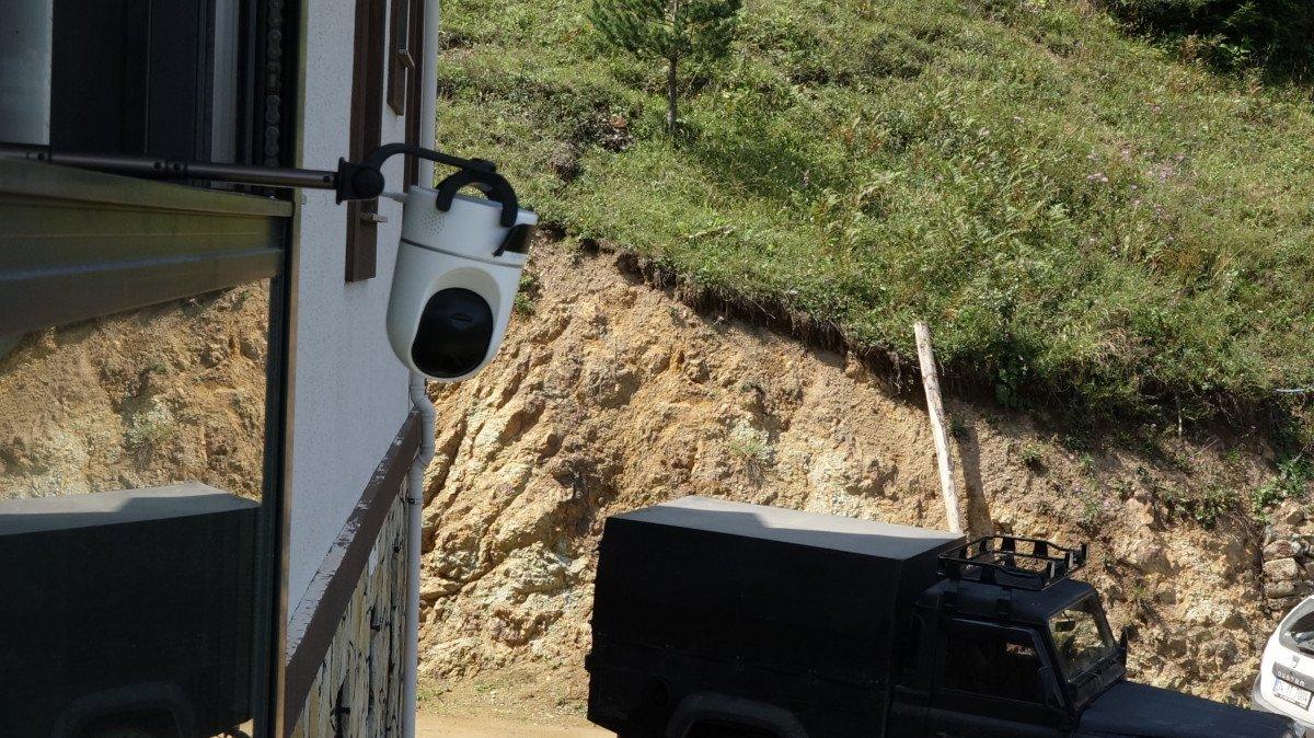 Trabzon’da tatil yapan İTÜ’lü öğretim üyesinin ayı ile başı dertte