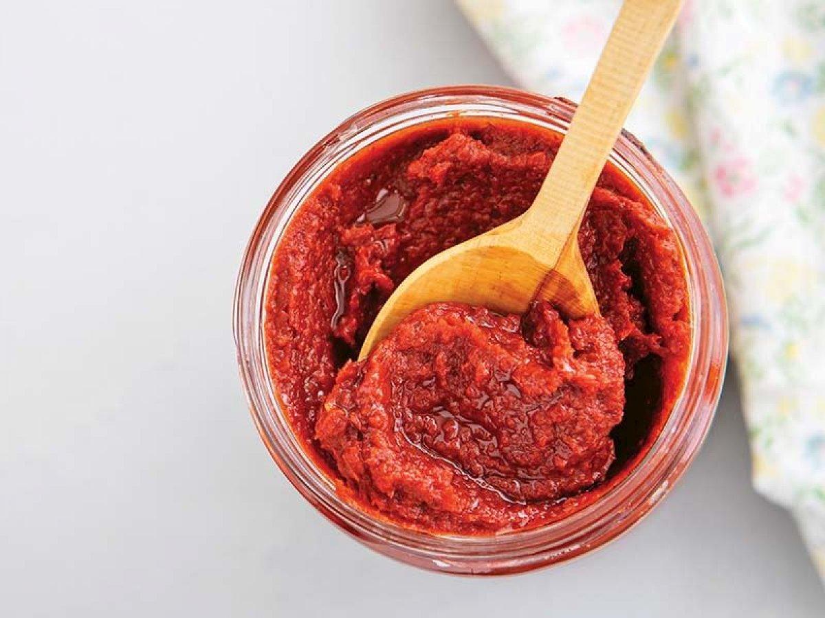 Evde lezzetli ve sağlıklı bir salça nasıl yapılır?