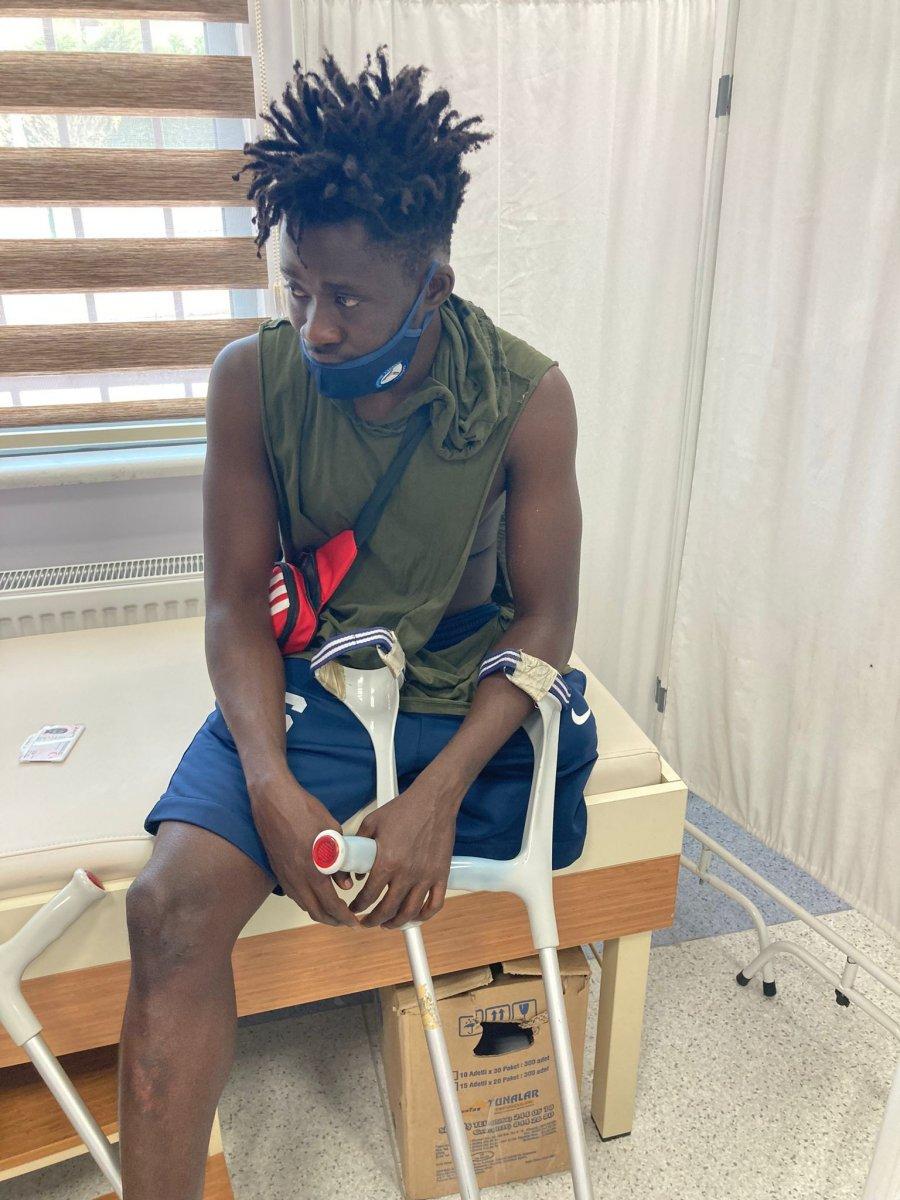 Pendik’te, İETT şoförü engelli futbolcuları darbetti