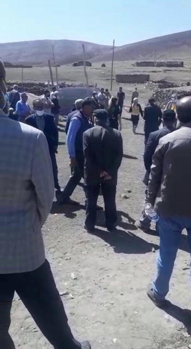 Ağrı'da arazide bulduğu cismi açmak istedi, yaşamını yitirdi