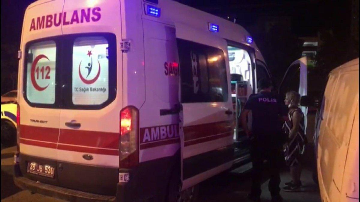 Kayseri'de uyardığı kadın tarafından bıçaklandı